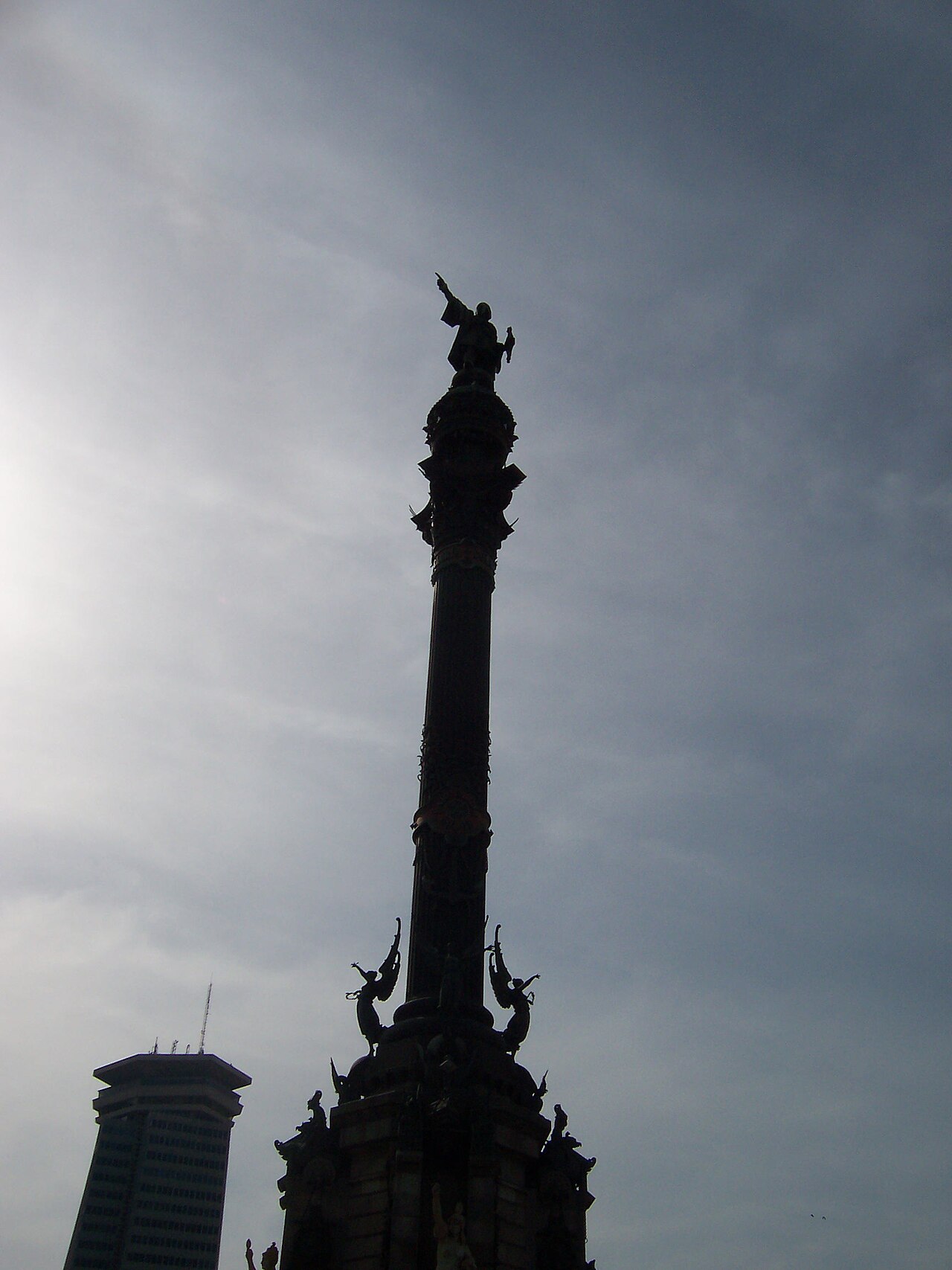 Ein Foto von Monument a Colom