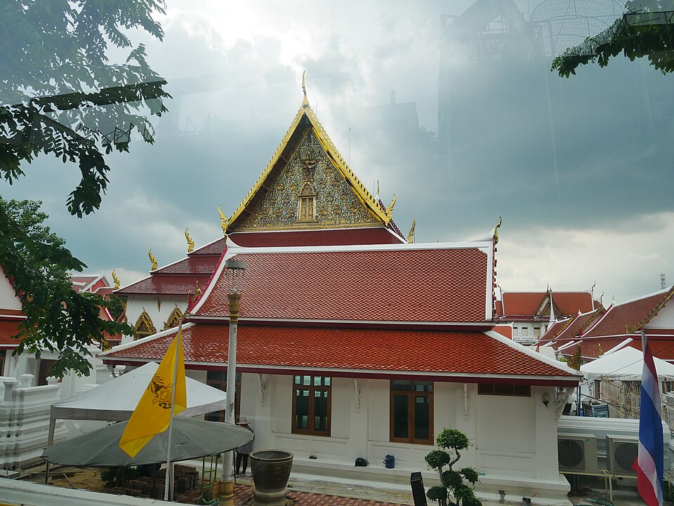 A photograph of Wat Chana Songkhram