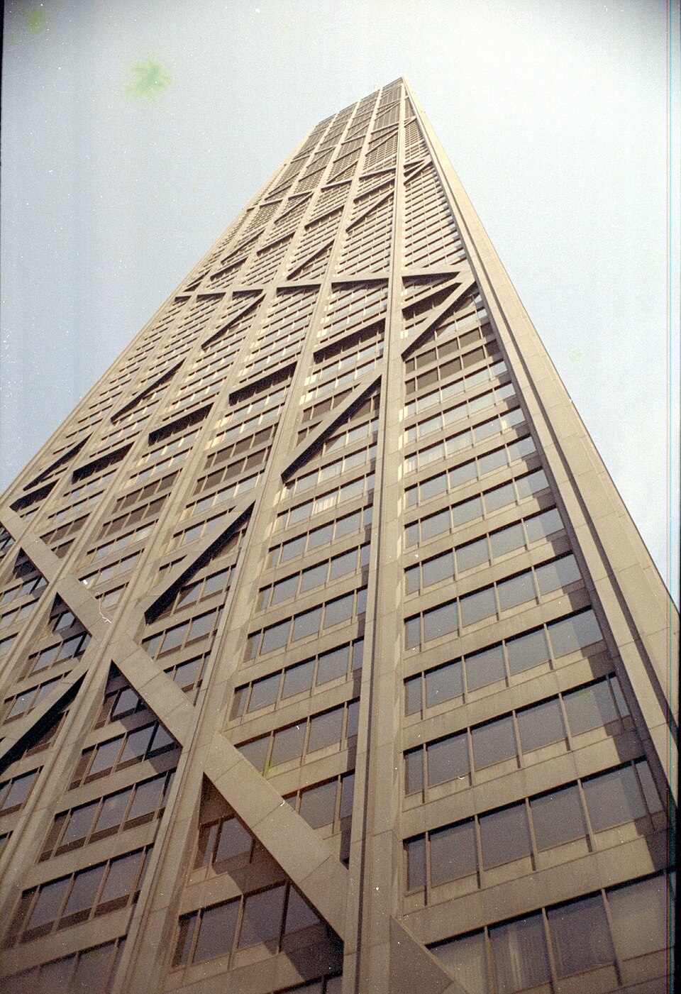 A photograph of 875 North Michigan Avenue