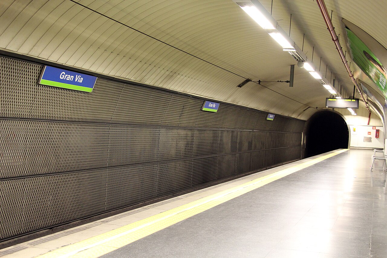 A photograph of Gran Vía