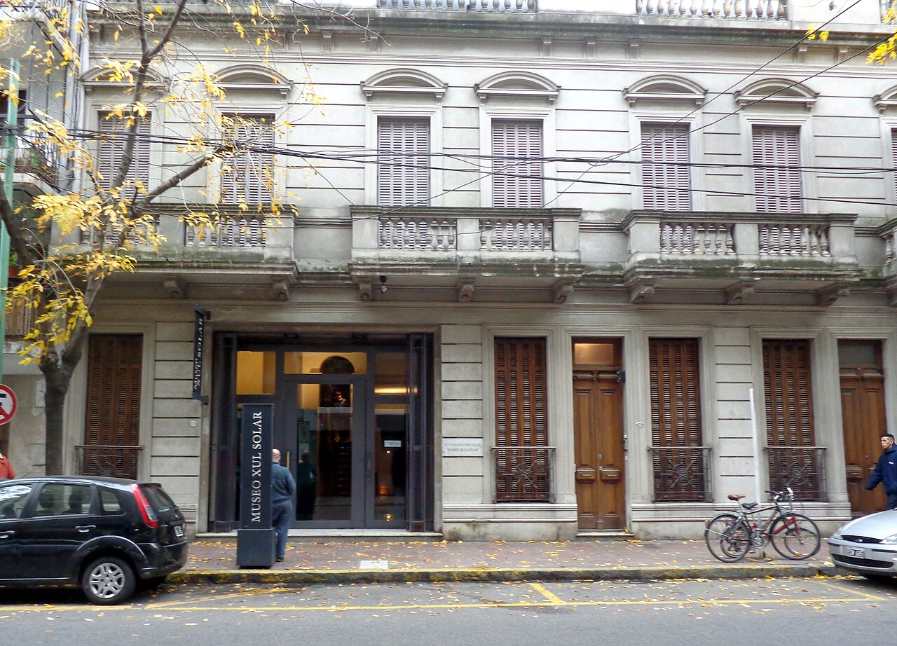 Ein Foto von Xul Solar Museum