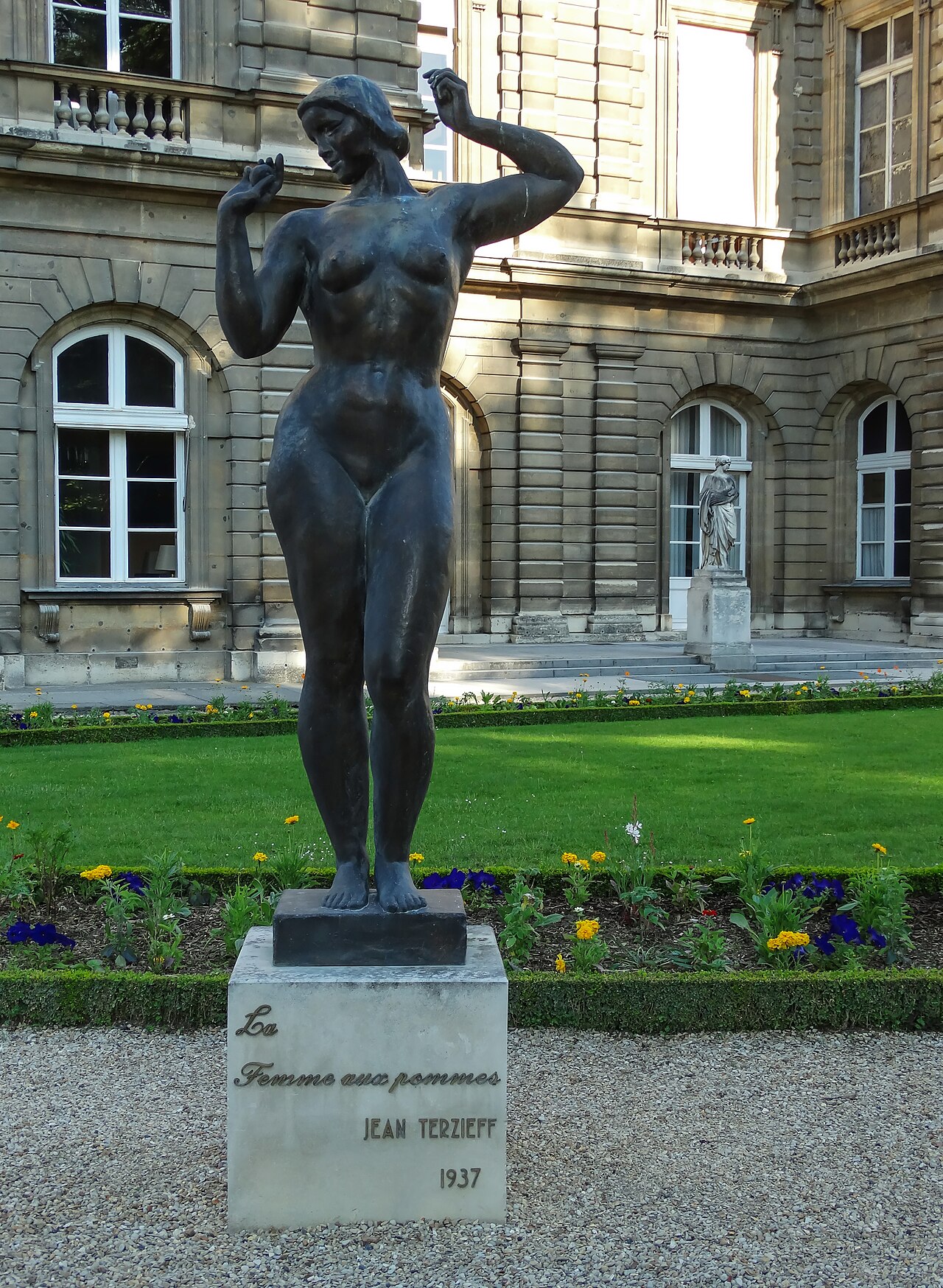 La Femme aux pommes
