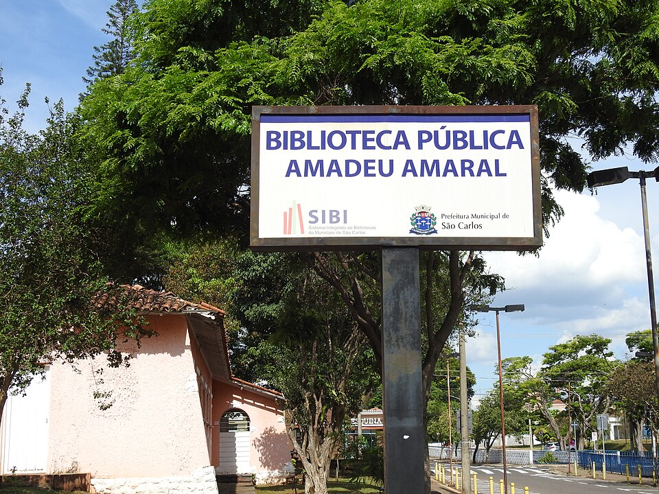 A photograph of Praça Amadeu Amaral