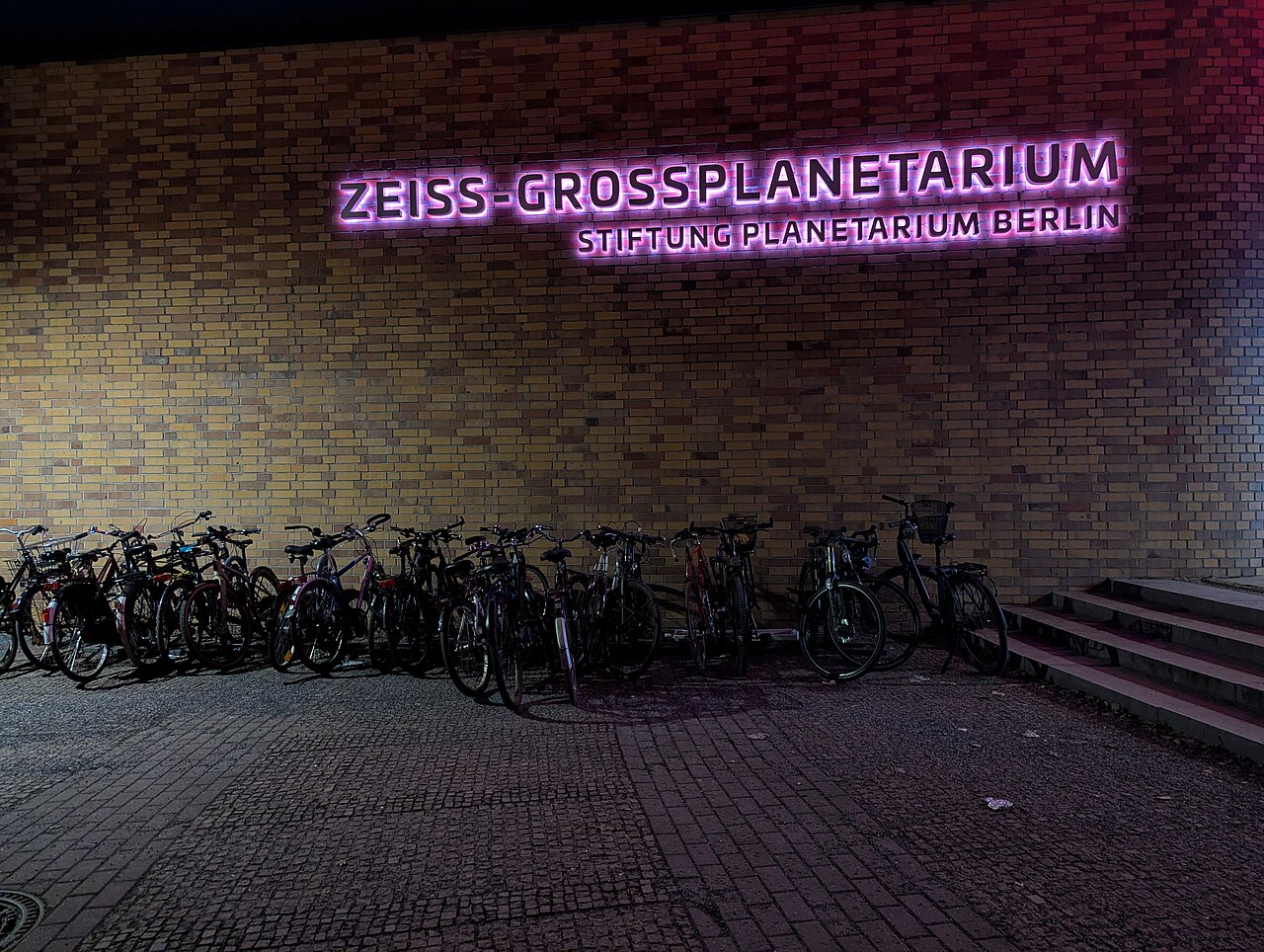 Una fotografia di Zeiss Major Planetarium