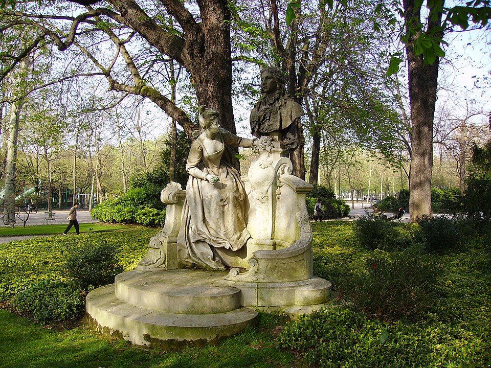 A photograph of Monument à Watteau