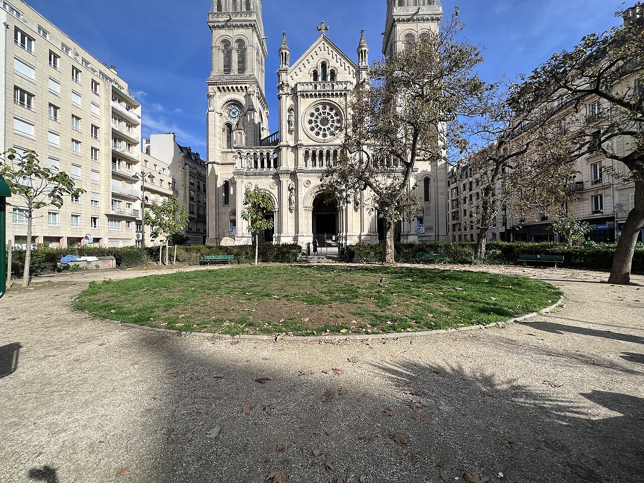 Square des Moines de Tibhirine