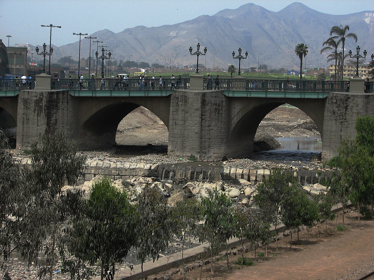 Puente de Piedra fotoğrafı