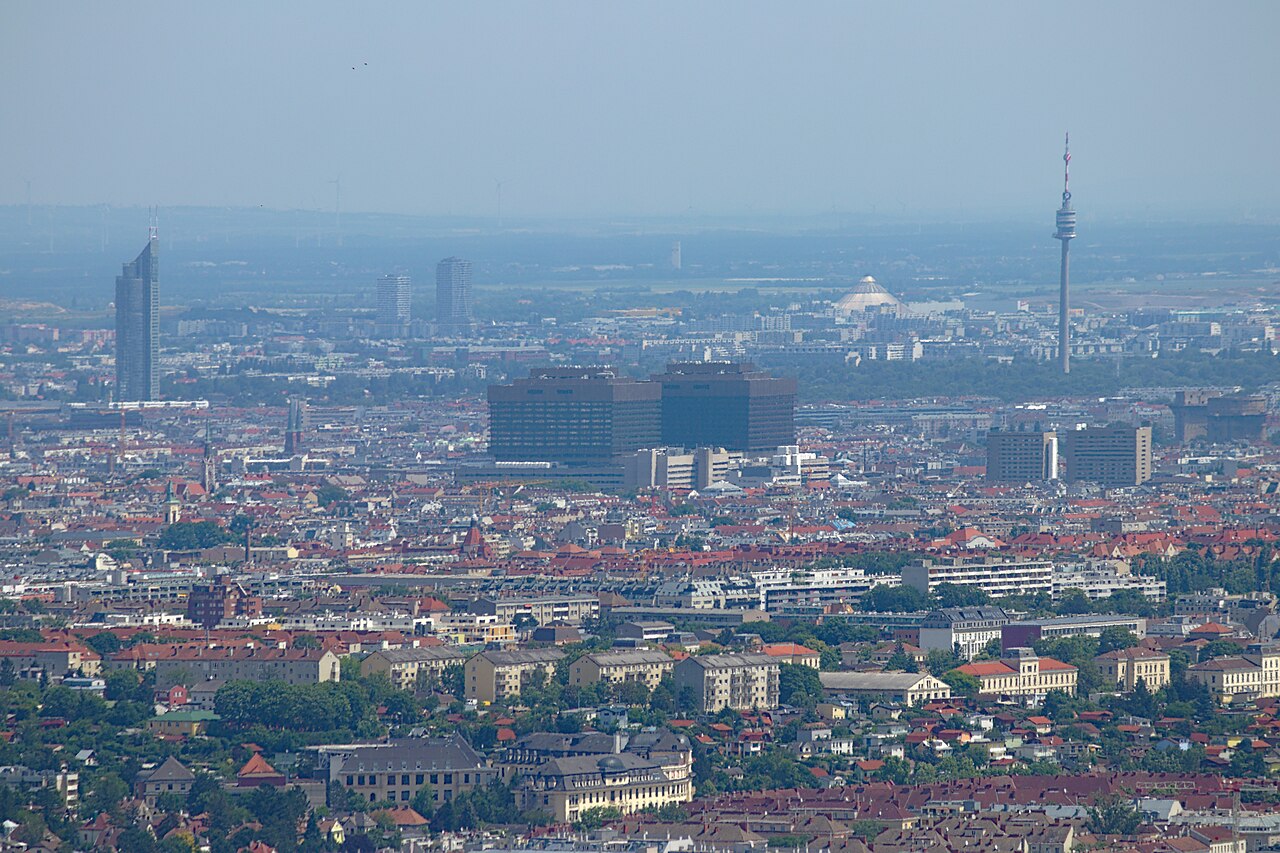 Donauturm fotoğrafı