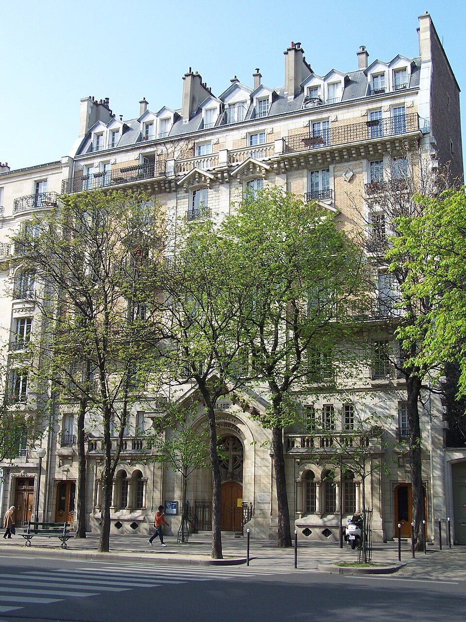 A photograph of Église réformée de Port-Royal
