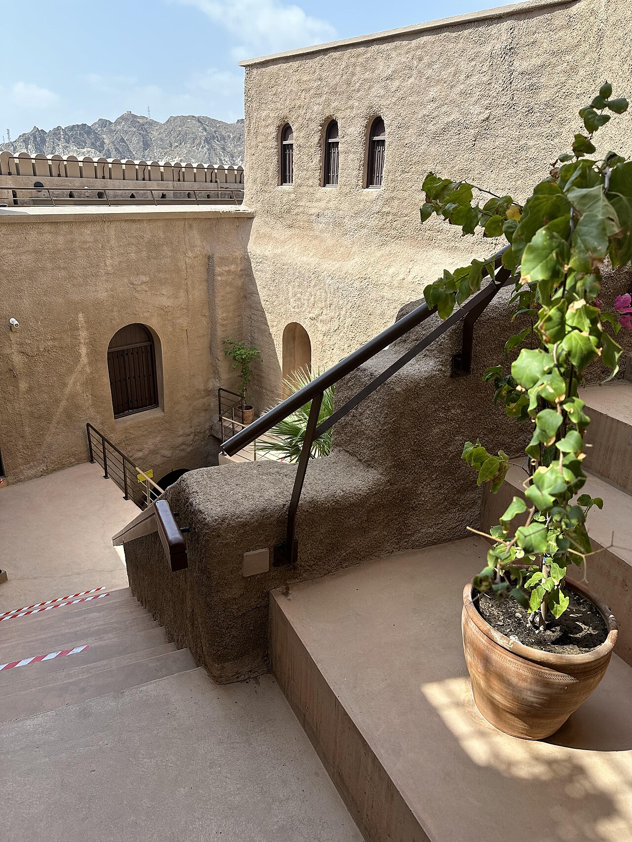 صورة Fort Al-Mirani