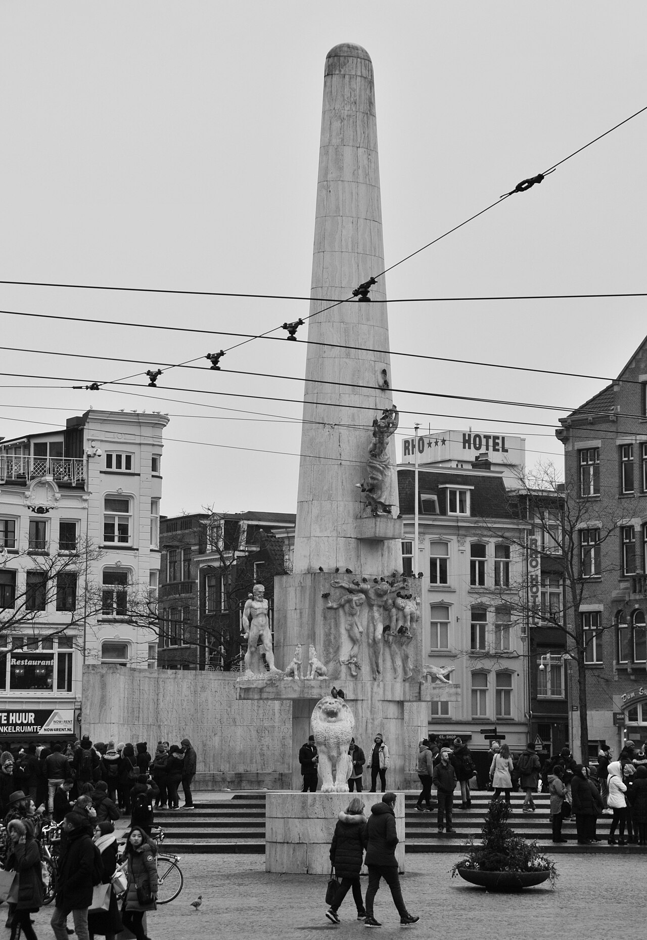 National Monument on Dam Square fotoğrafı