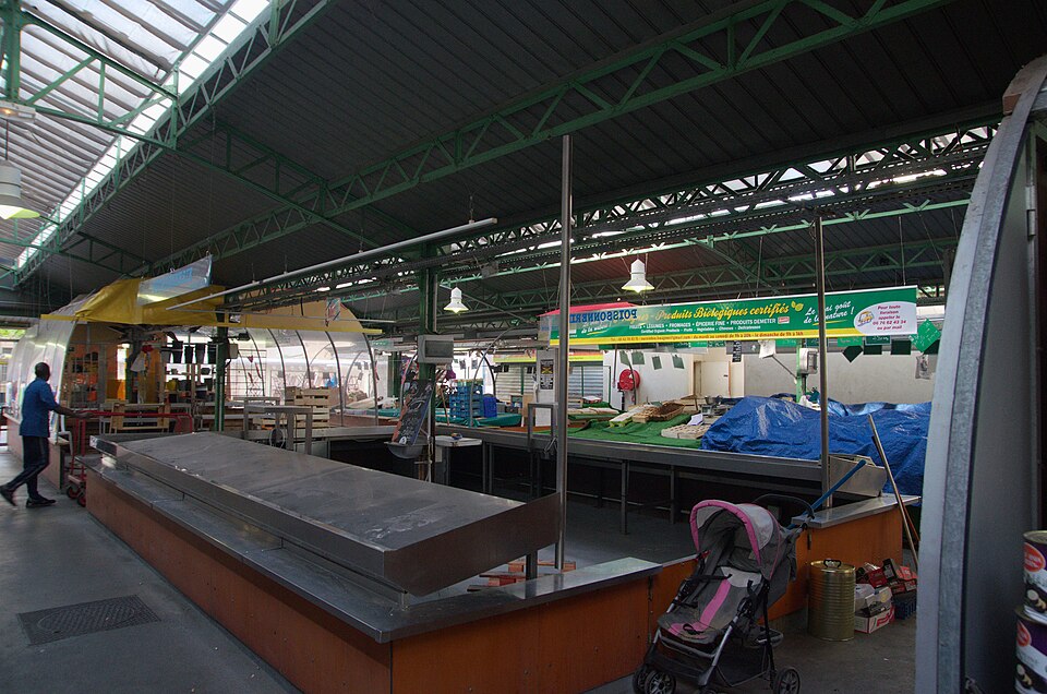 A photograph of Marché des Enfants Rouges