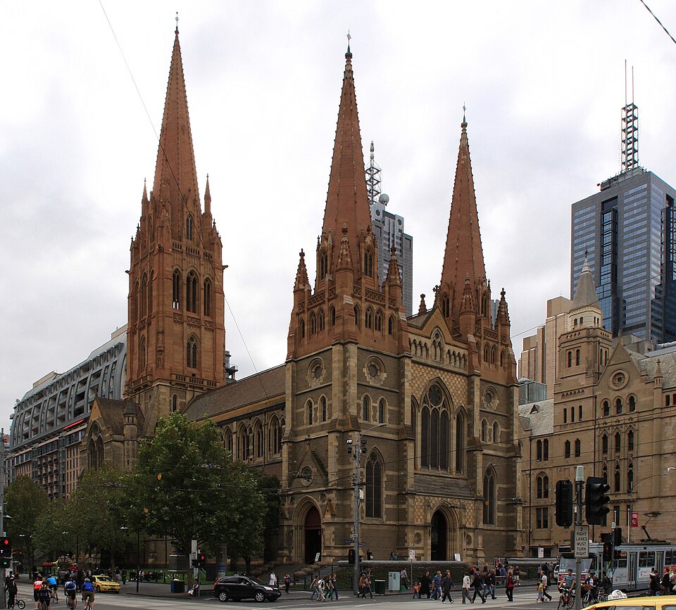A photograph of St Paul's Cathedral