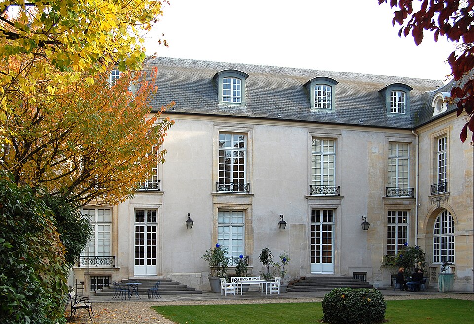 A photograph of Institut Tessin