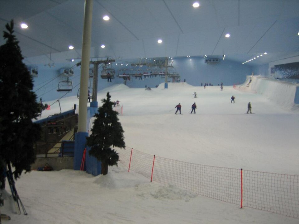 A photograph of Ski Dubai