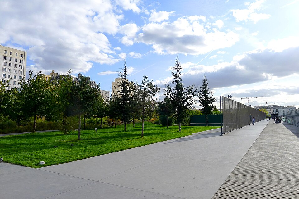 A photograph of Jardins d'Éole