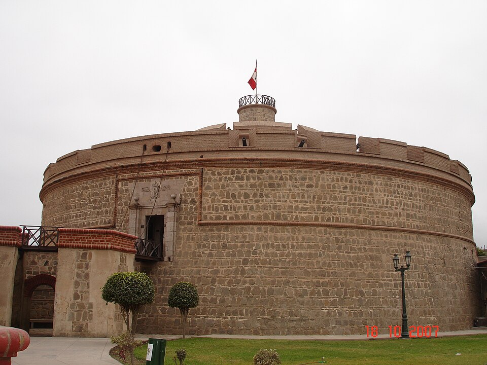 A photograph of Real Felipe Fortress