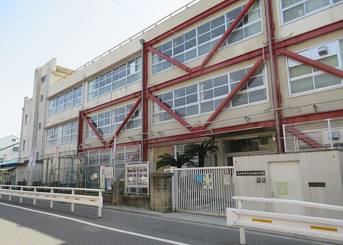 東大阪市立森河内小学校