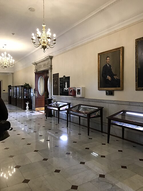 Massachusetts State House