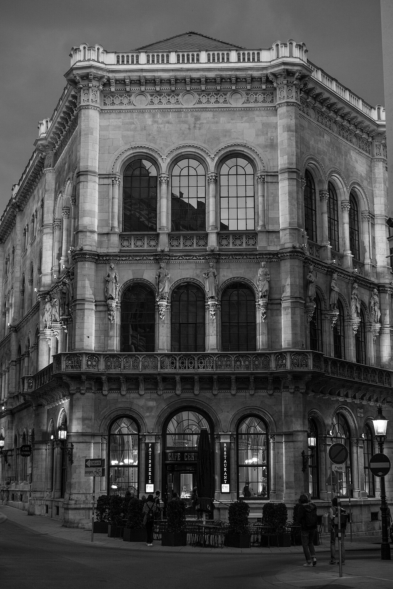 Uma fotografia de Café Central