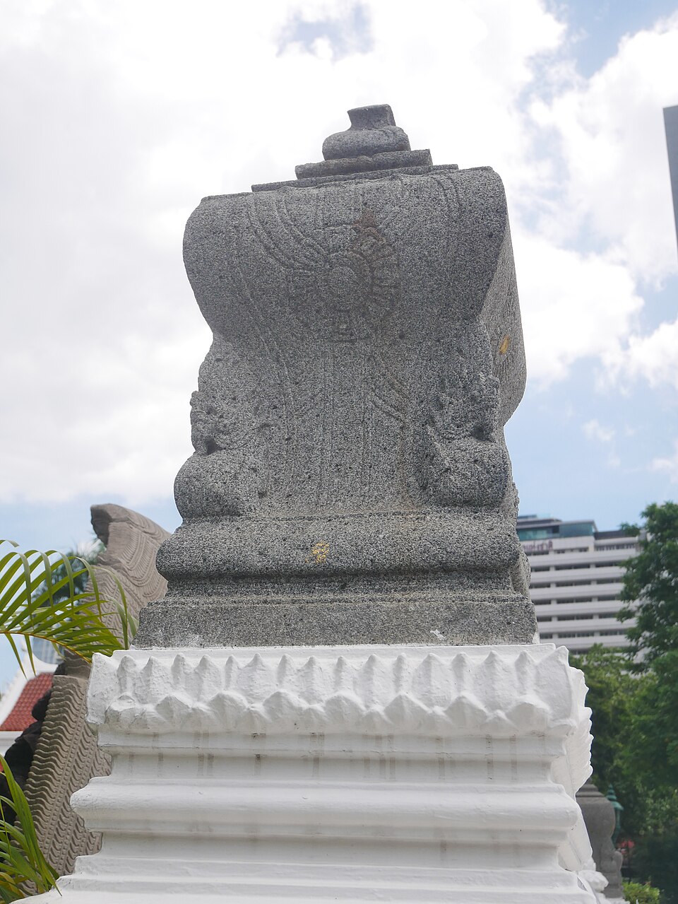 A photograph of Wat Pathum Wanaram