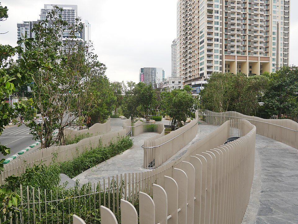 A photograph of Khlong Chong Nonsi Public Park