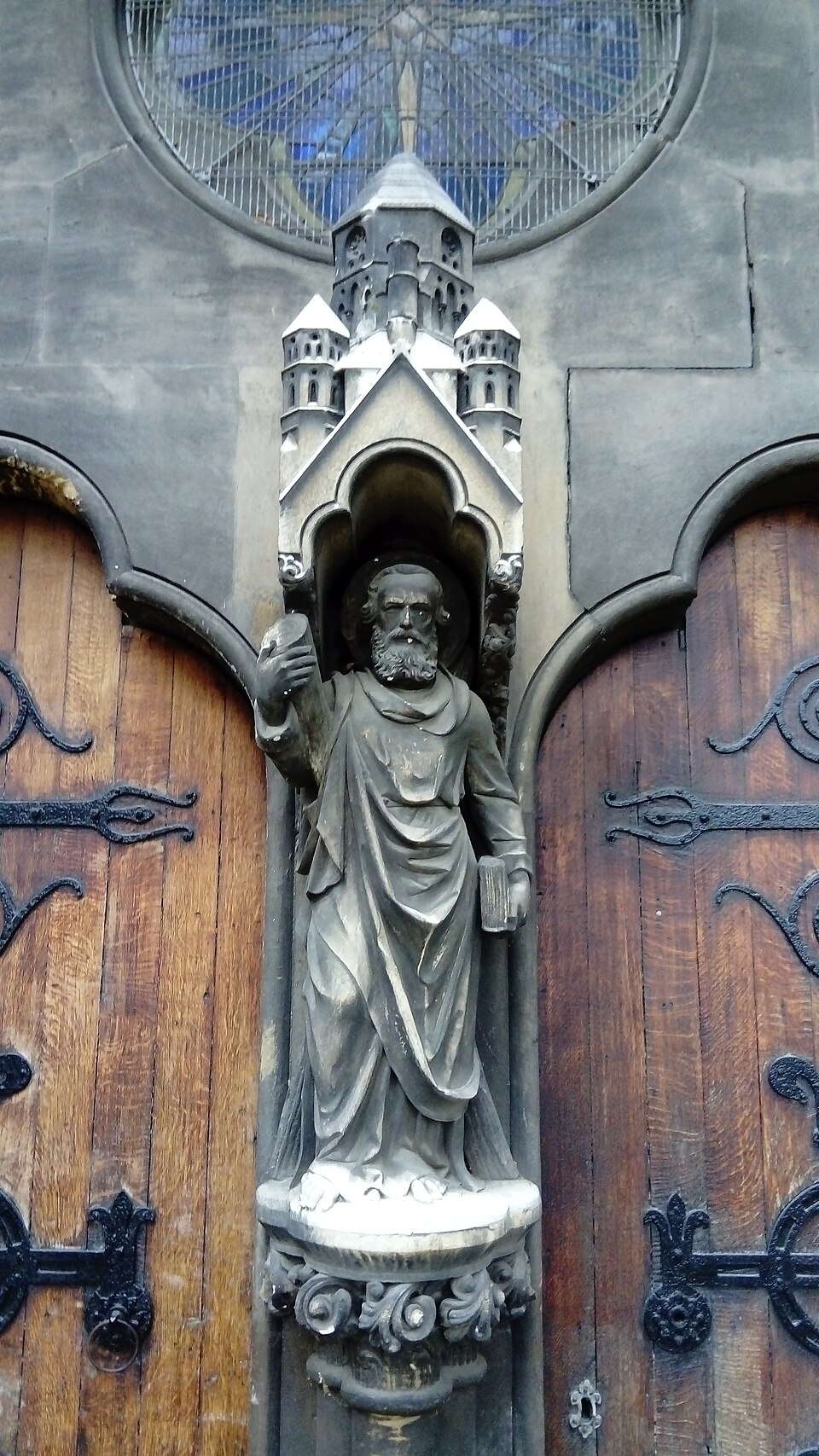 A photograph of St Andrew's Church