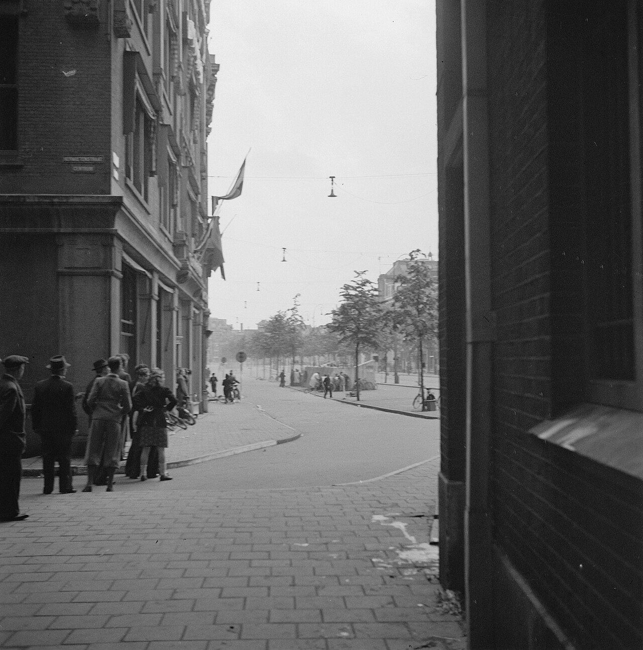 Amsterdam shooting on the Dam, 7 May 1945 fotoğrafı