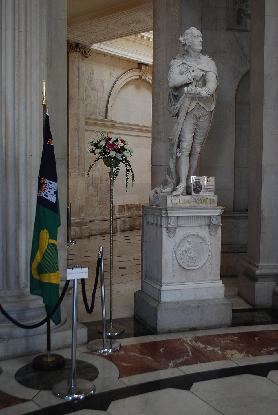 A photograph of City Hall