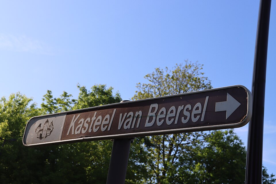 A photograph of Beersel Castle