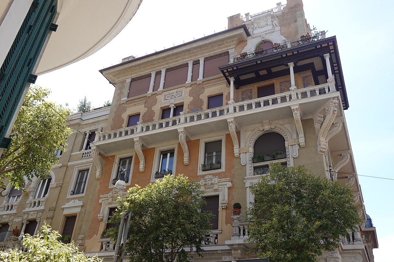 Quartiere Coppedè fotoğrafı