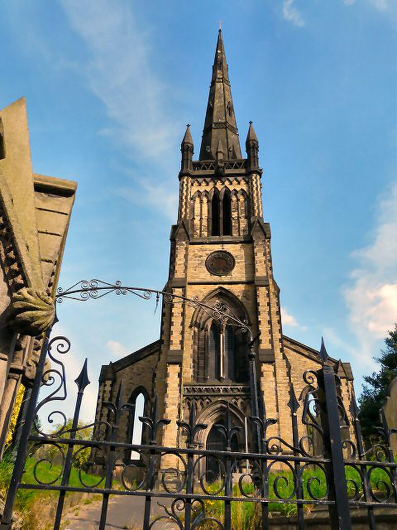 Christ Church, Heaton Norris の写真