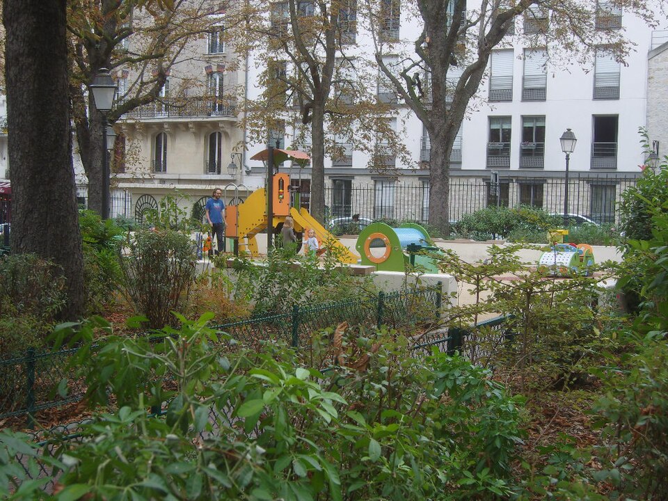 A photograph of square Henri-Rousselle