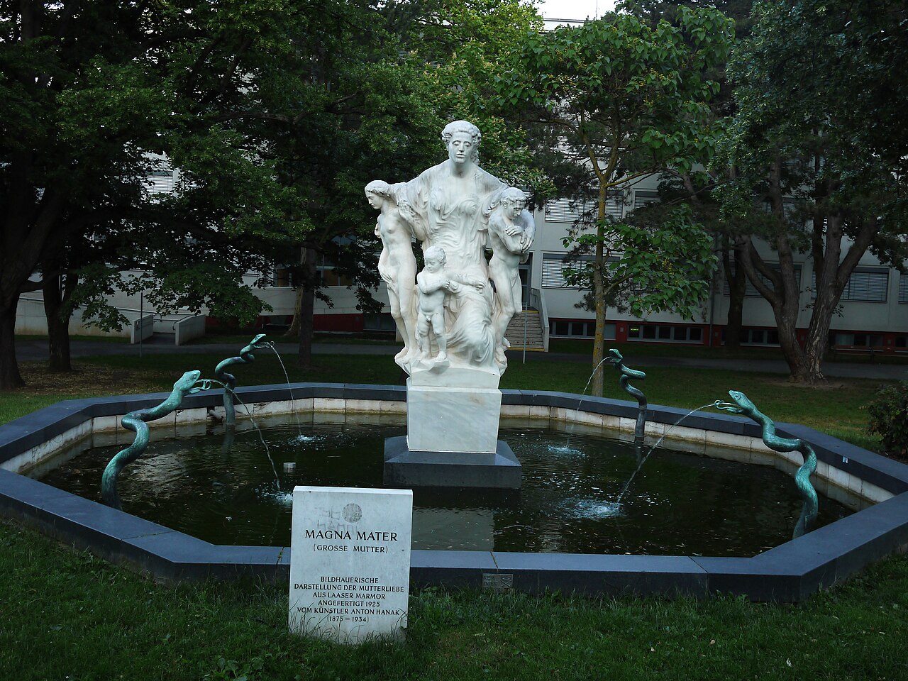 Magna Mater Brunnen