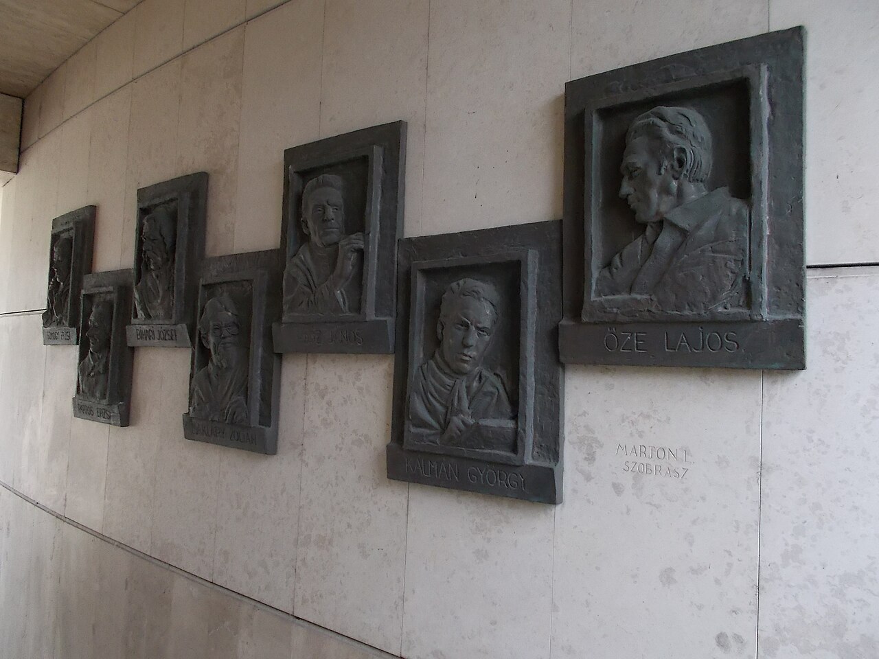 صورة National Theatre
