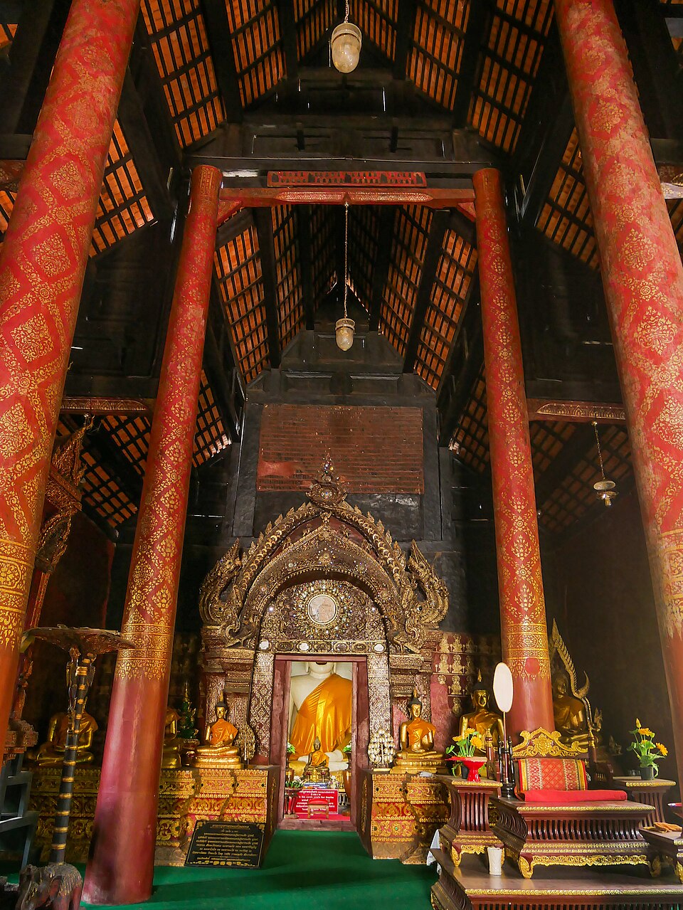 A photograph of Wat Prasat