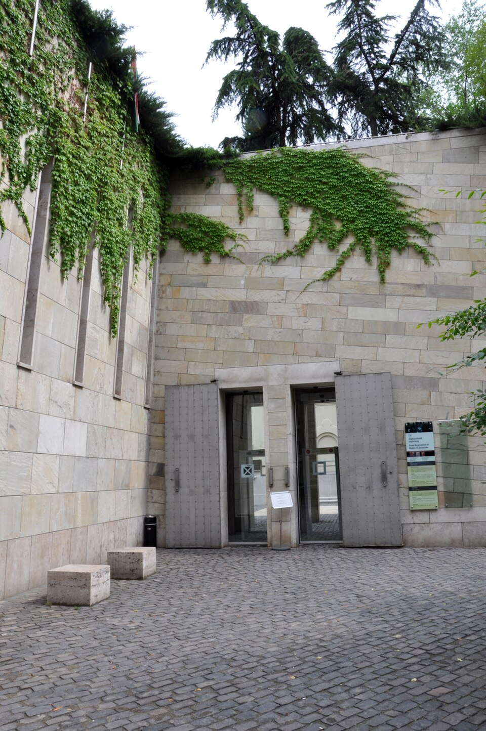 Holokauszt Emlékközpont