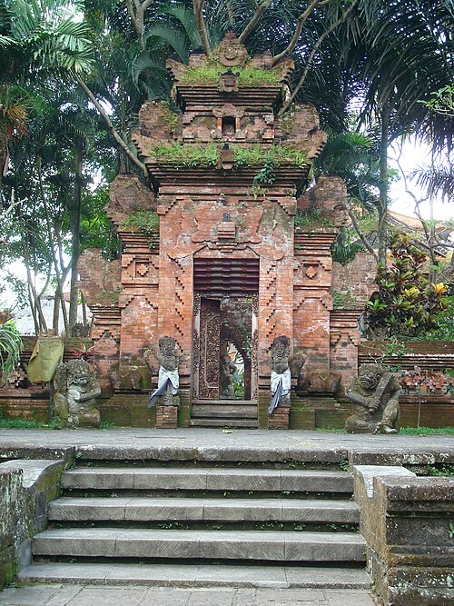 Museum Seni Agung Rai