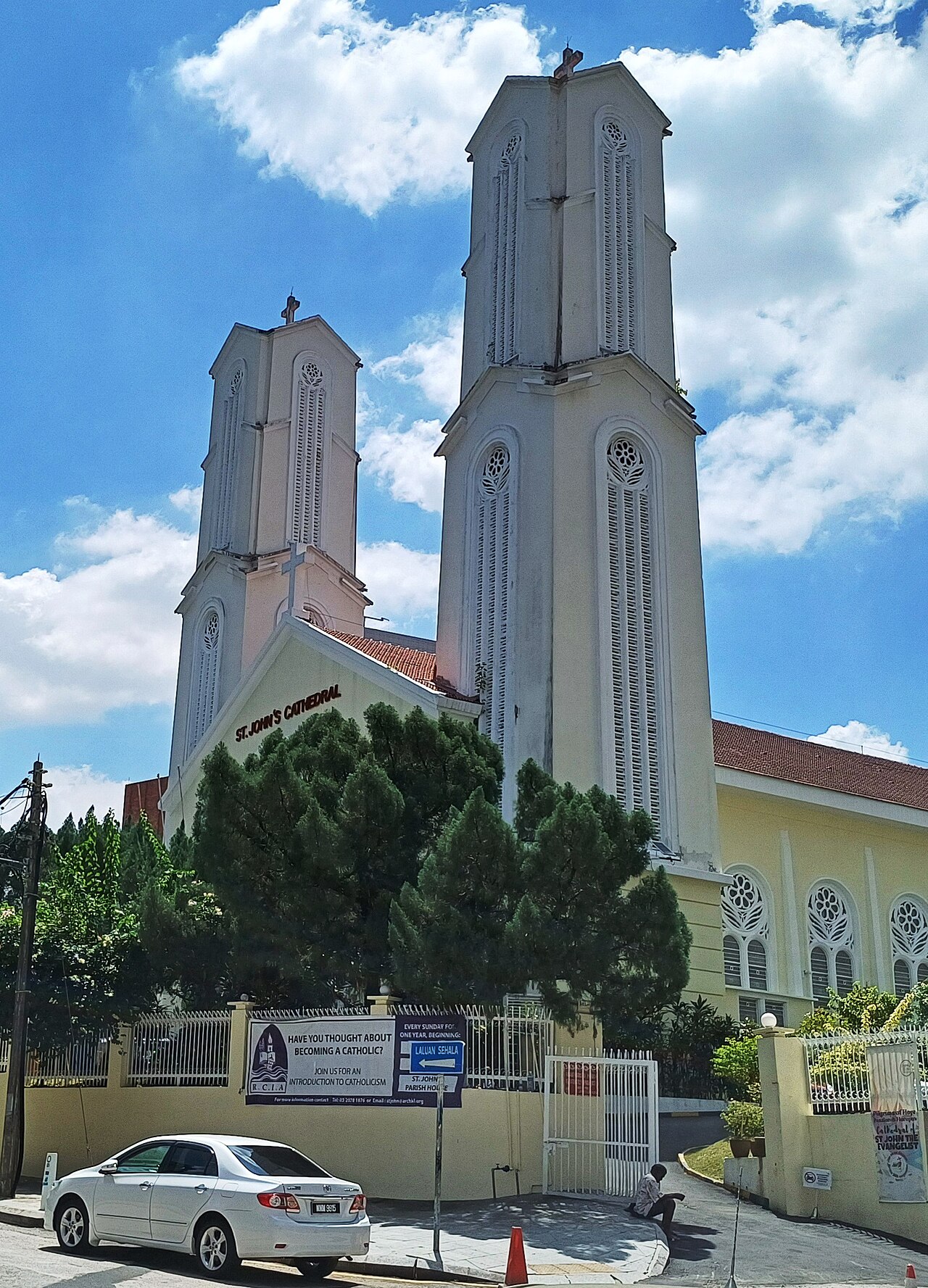 St. John's Cathedral fotoğrafı
