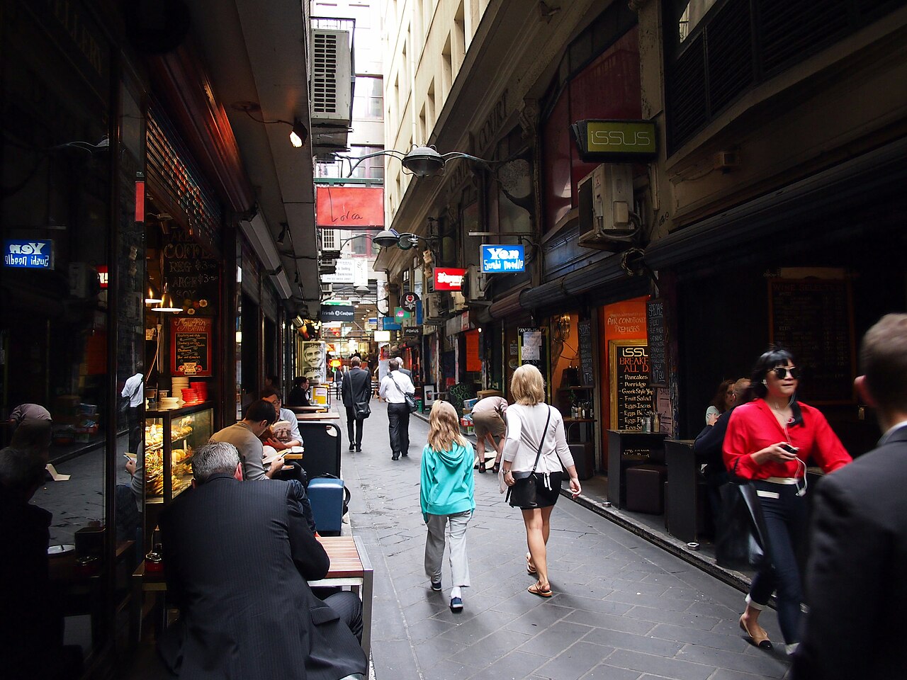 Centre Place