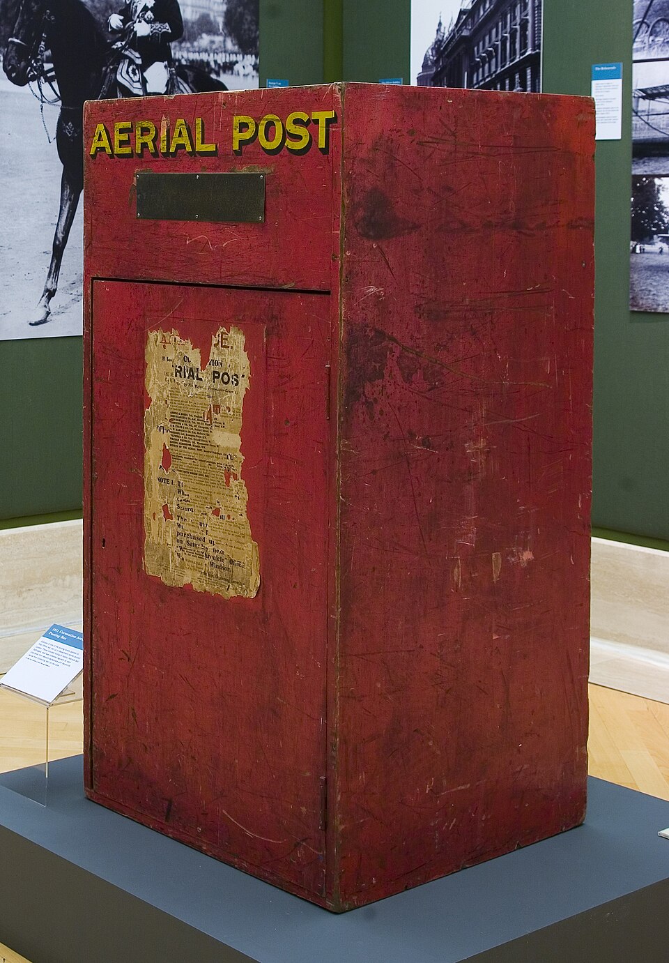 A photograph of Guildhall Art Gallery