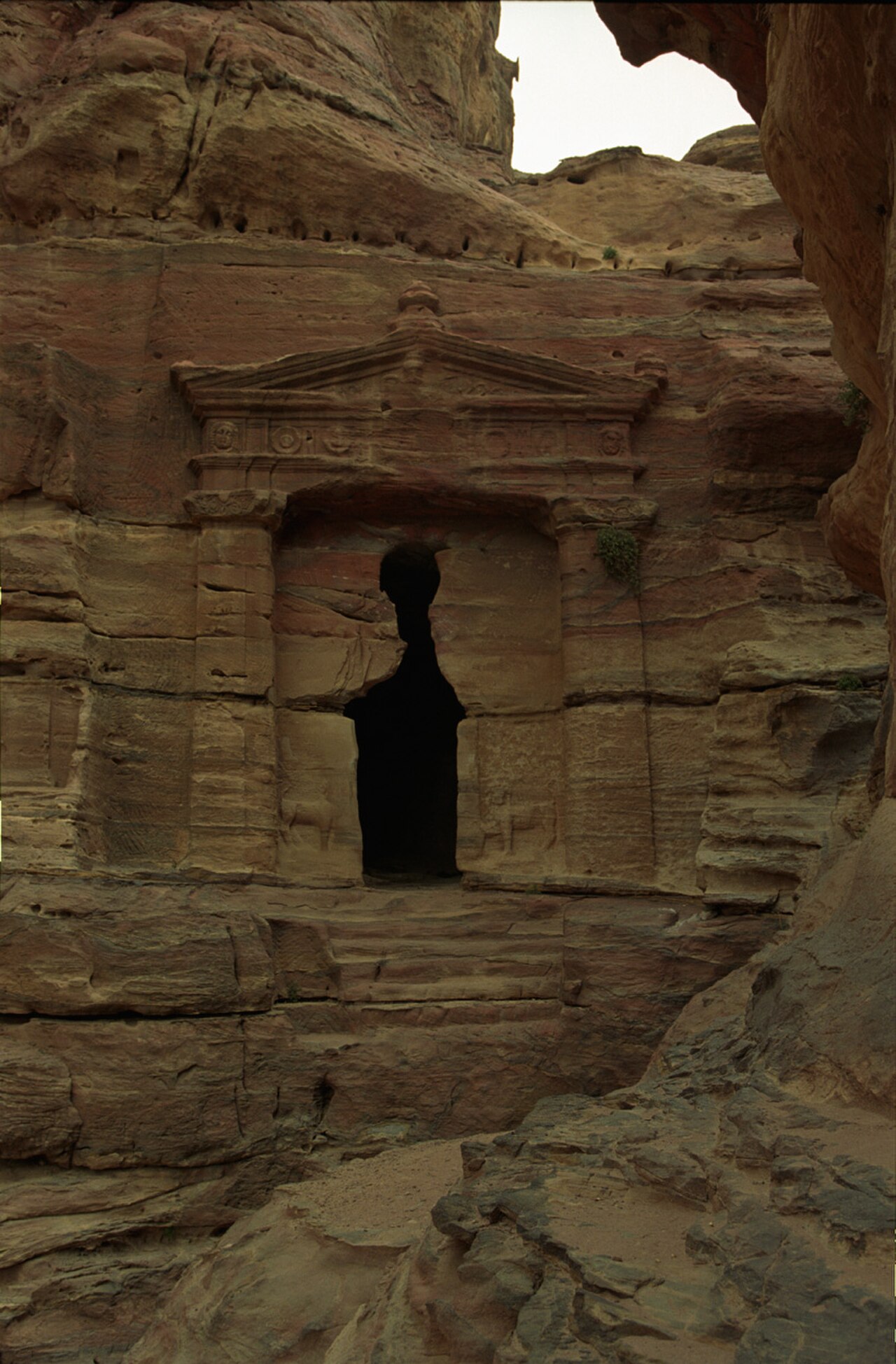 صورة The Lion Triclinium