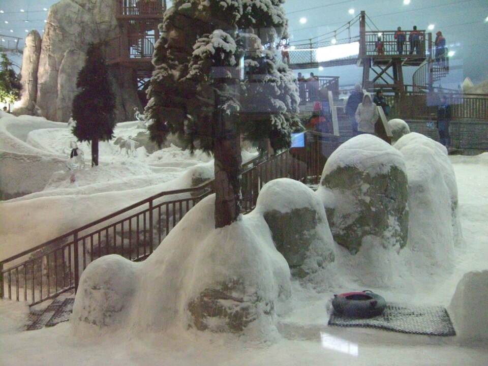 A photograph of Ski Dubai