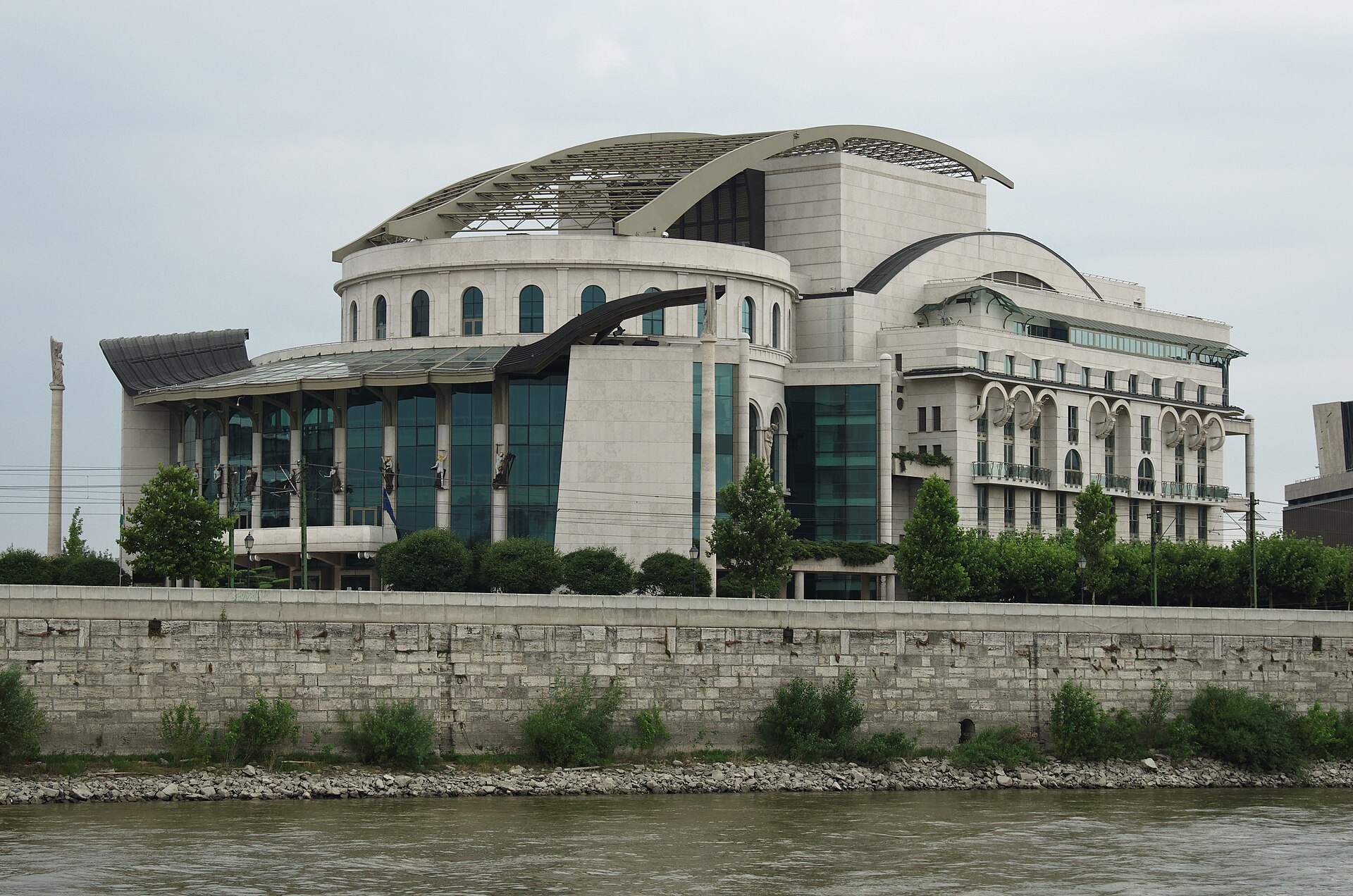 National Tiyatrosu