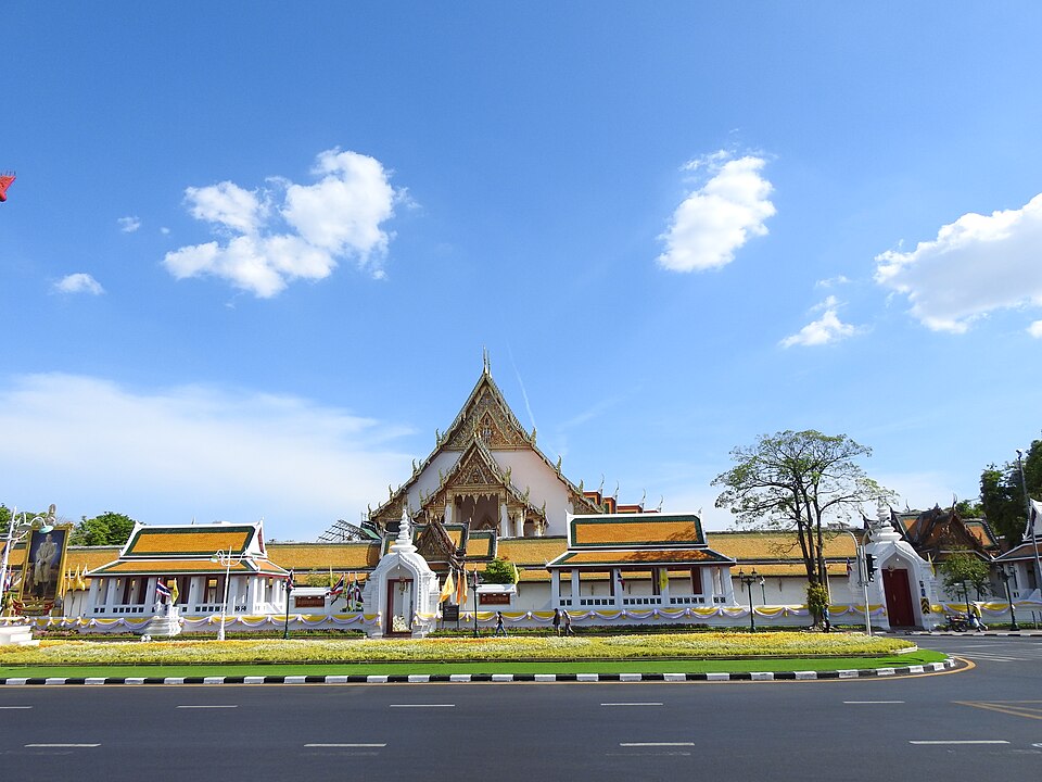 A photograph of Wat Suthat
