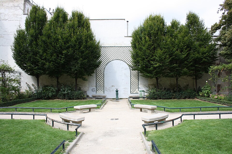 A photograph of square Saint-Gilles-Grand-Veneur