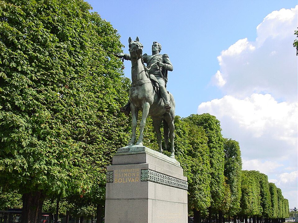 A photograph of equestrian statue of Simón Bolívar