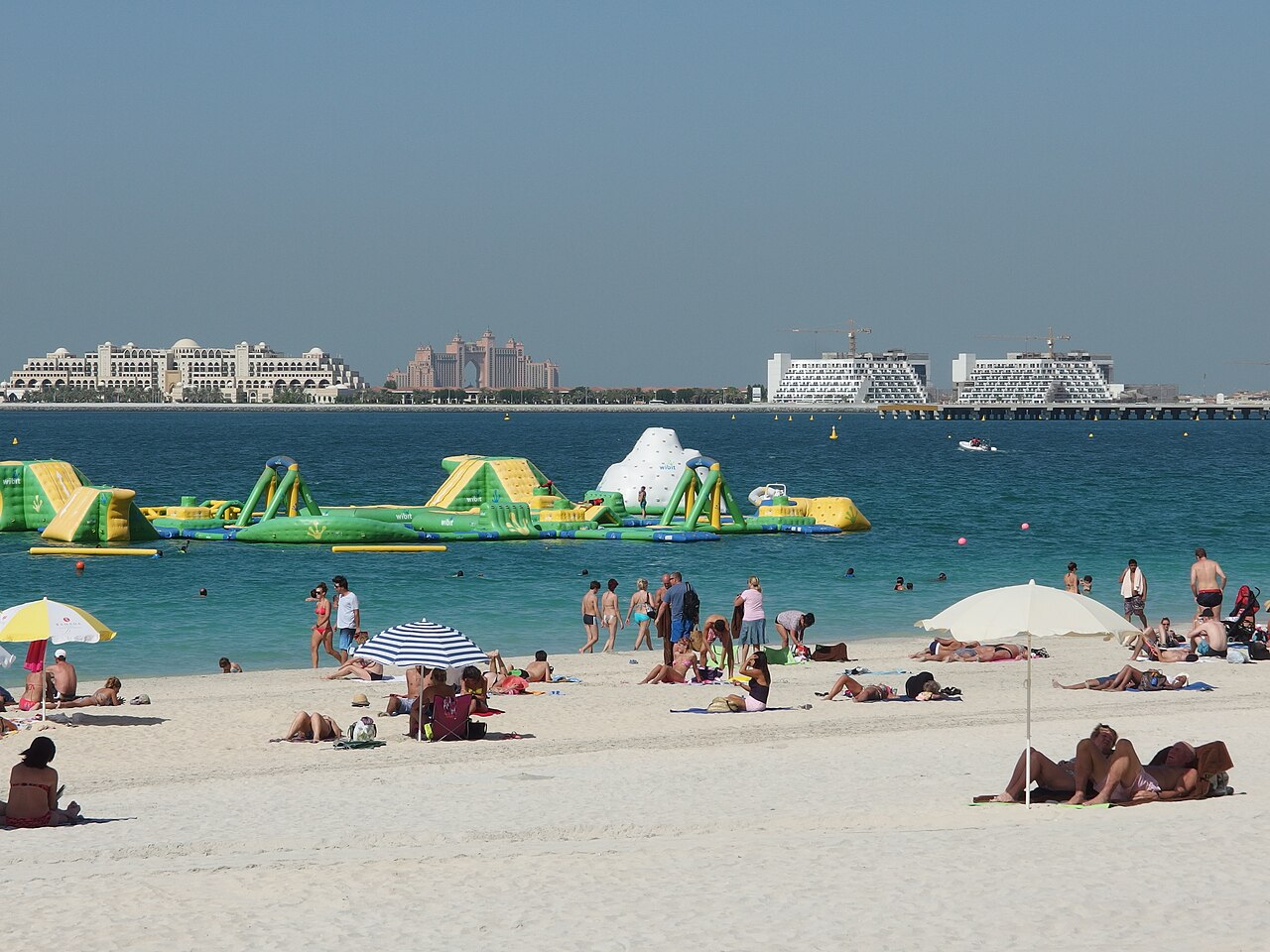 Jumeirah Beach의 사진