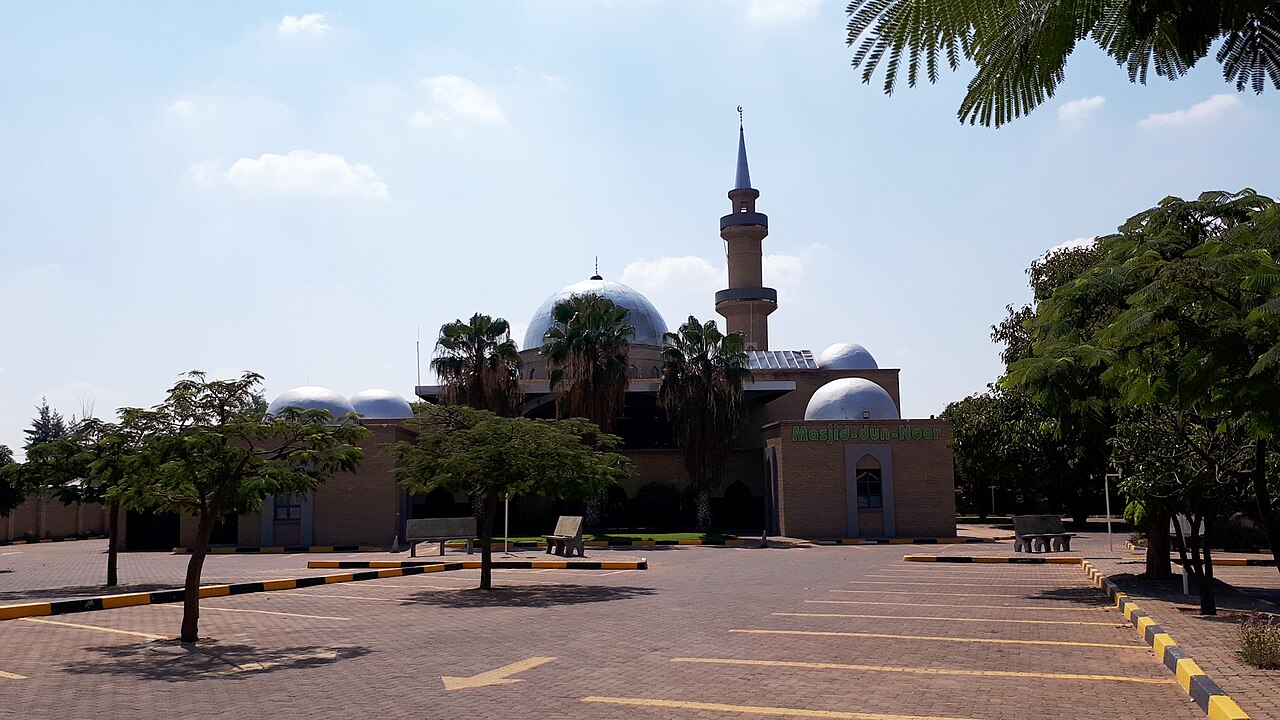 Masjid Noor (Mosque)