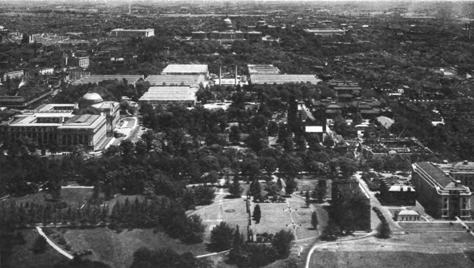 A photograph of National Museum of Natural History